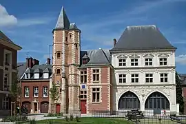 The Logis du Roy and the Maison du Sagittaire.