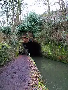 West portal of the 23-yard (21&nbsp;m) Dunsley Tunnel, between Stourton and Kinver.