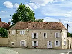 Carrefour rue du Point du Jour (à g.) - Grande rue