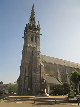 Église Notre-Dame-de-Lorette à Rédené, Finistère