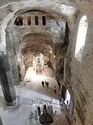 Vue générale depuis la galerie arrière.