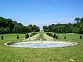 Grande perspective du parc à l'ouest du château, ancien jardin français.