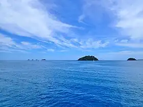 Îlot Kakazou (à droite)