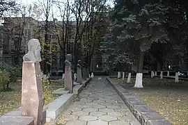 Allée mémoriale Registre national des monuments d'Ukraine :