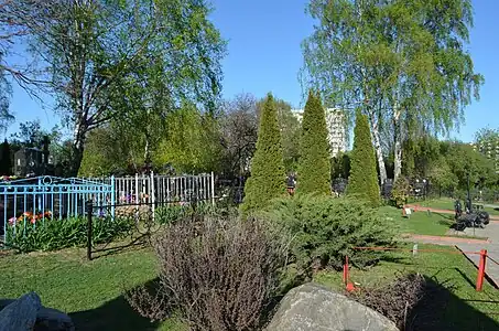 Intérieur du cimetière de Borissovo