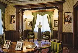 Salon du buste d'Alexandre III.