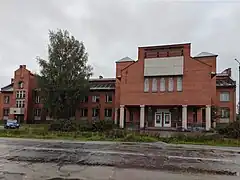 Rue Komsomolskaïa 16.