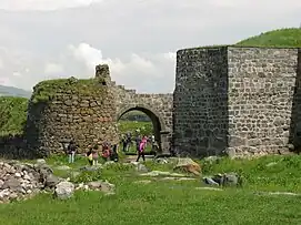 Ruines de la forteresse de Lorri, 2014