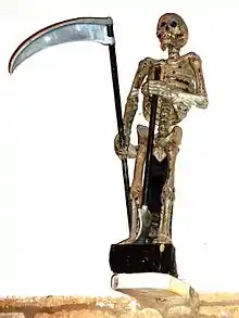 Église paroissiale Saint-Milliau : la statue de l' Ankou