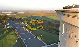 Vue imprenable sur la partie sauvage du lac de Madine.