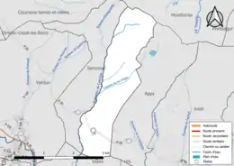 Carte en couleur présentant le réseau hydrographique de la commune