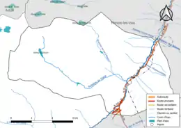 Carte en couleur présentant le réseau hydrographique de la commune