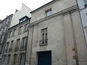 Vestige de la façade de l'église du couvent.