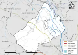 Carte en couleur présentant le réseau hydrographique de la commune