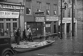 Montée des eaux de l'Ohio en 1936 à Louisville, Kentucky.