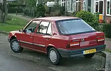 Photographie montrant l'arrière d'une 309 phase 1.