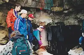 Trou du Diable, entrée amont de la caverne
