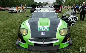 Une Jaguar XKR GT2 de 2010, présentée au concours d'élégance d'Ault Park&nbsp;(en) à Cincinnati (Ohio) en 2014.