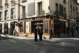 La maison de moutarde Maille au numéro 32.