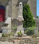 Le monument aux morts.