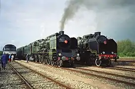 La 231 K 8 du "MFPN" avec la 231 G 558 du PVC à Noyelles-sur-Mer en 1992.