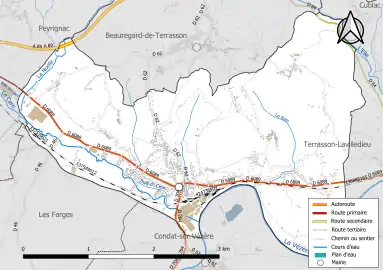 Carte en couleur présentant le réseau hydrographique de la commune