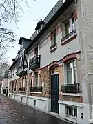 Maisons de style régionaliste aux no&nbsp;31-31 bis.