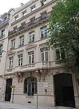 Façade du no&nbsp;42.