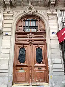 No&nbsp;49 : entrée.