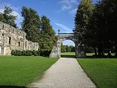 Vestiges de l'abbaye.