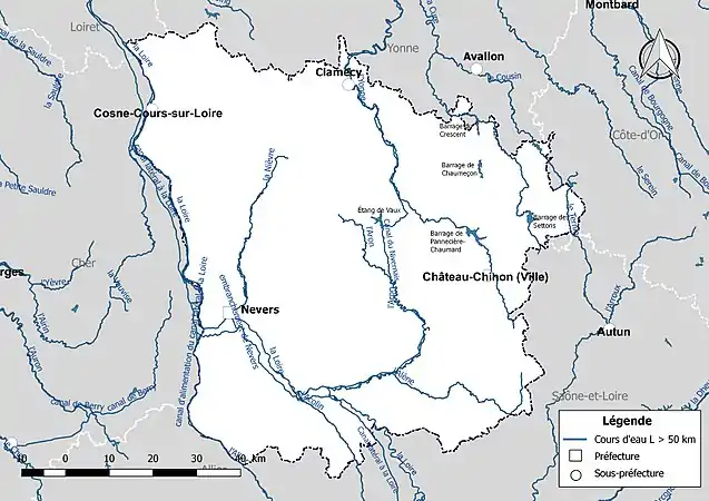 Carte des cours d'eau de longueur supérieure à 50&nbsp;km de la Nièvre.