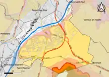 Carte montrant en couleurs le zonage géologique simplifié d'une commune