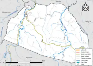 Carte en couleur présentant le réseau hydrographique de la commune