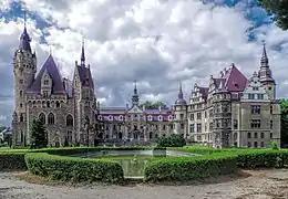Le château de Moszna (pl) à Moszna en Pologne.