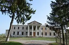 palais à Houchtchyntsi, classé,