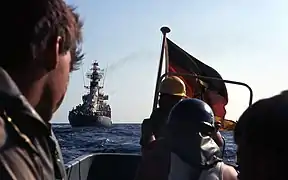 Transfert du Deutschland au Lütjens (D 185) (de) dans le golfe de Syrte en août 1980.