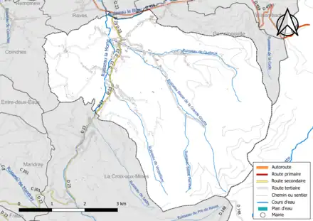 Carte en couleur présentant le réseau hydrographique de la commune