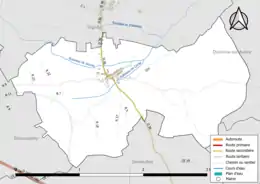 Carte en couleur présentant le réseau hydrographique de la commune