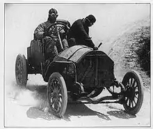 Alessandro Cagno au volant d'une Itala 45&nbsp;HP lors de la Targa Florio 1907