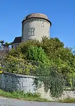 Le château du Meynard : tour-logis.