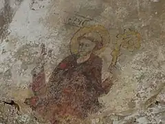 Entrée de la crypte d'Anzy-le-Duc, saint évêque.