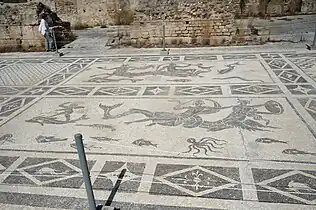 Panneaux des Tritons et des Néréides.