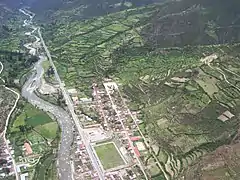 Vue aérienne de la ville.