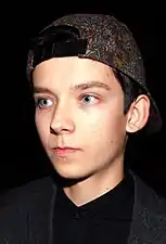 Asa Butterfield dans le rôle de Gardner Elliot.