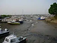 Marée basse, zone d'échouage.