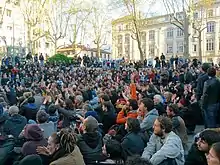 gestuelle d'assemblée nuit debout