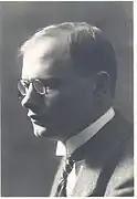 August Gailit, directeur du théâtre de Vanemuine entre 1932 et 1934.