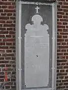 Pierre tombale du maire Lanvin.