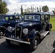 Berline cinq places Hertford Sixteen 18 hp 1936 roues en acier embouti