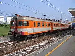 Rame Fiat Aln 668 en gare de Turin Lingotto - Ligne SATTI